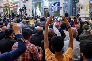 تصاویر حضور و سخنرانی در جمع نمازگزاران جمعه برازجان