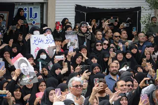 مراسم تشییع پیکر رئیس جمهور شهید و همراهان در مشهد