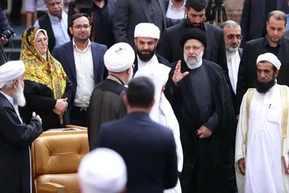 تصاویر نشست علما و نخبگان اهل سنت سراسر کشور با رئیس جمهور