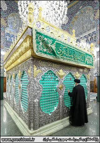 تصاویر زیارت مضجع مطهر حضرت زینب (سلام الله علیها)