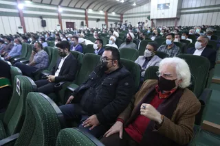 تصاویر دیدار رئیس جمهور با نخبگان ، علماء ، خانواده شهدا ، ایثارگران و جمعی از اقشار مختلف مردم(2)
