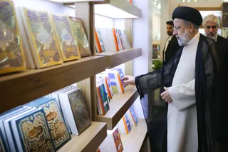 بازدید از سی و پنجمین نمایشگاه بین‌المللی کتاب تهران