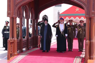 تصاویر مراسم استقبال رسمی سلطان عمان از آیت الله رئیسی در قصر العلم