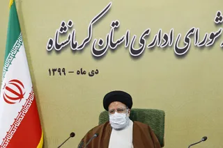 راه اندازی بازارچه مرزی و استقرار گمرک در مناطق مرزی راهی برای قانونمند کردن صادرات و واردت در کرمانشاه است/ منظور ما از برخورد با قاچاق، مقابله با قاچاق سازمان یافته است نه برخورد با کوله بری؛ قاچاق سازمان یافته است که به اقتصاد کشور آسیب می‌رساند