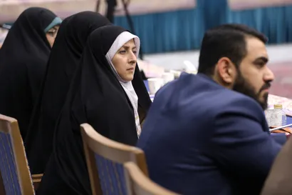 نشست رمضانی با فعالان عرصه تولید و اقتصاد مردمی