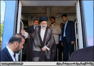 تصاویر حضور سرزده در جمع کارگران کارخانه هفت تپه