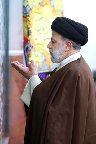 تصاویر دیدار با جمعی از دختران شرکت کننده در برنامه «بینهایت شو»