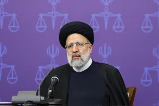 محوریت ائمه جمعه و مساجد برای جمع آوری کمک‌های مومنانه در دوران شیوع کرونا گواهی بر پناهگاه بودن مساجد است