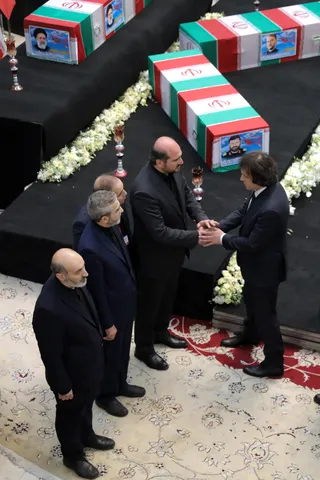 ادای احترام مقامات کشورها به مقام رئیس جمهور شهید و همراهان