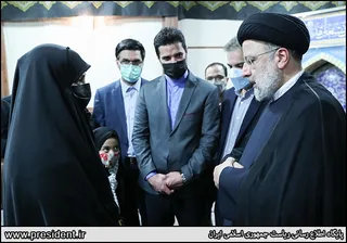 تصاویر  دیدار آیت‌الله رئیسی با جمعی از فرزندان و خانواده شهدا