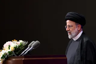 تصاویر اعطای عنوان «استاد افتخاری» دانشگاه پکن به دکتر رئیسی و سخنرانی در جمع اساتید و دانشجویان