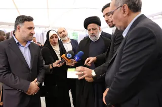 تصاویر بازدید دکتر رئیسی از «خانه نوآوری و فنآوری» ایران در کنیا