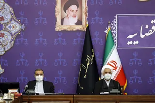 بخشی از مشکلات امروز کشور ناشی از چشم دوختن به لبخند یا خشم خارجی هاست؛ داشتن روحیه جهادی و کار انقلابی گره گشاست/ رفتار آمریکایی‌ها هم نقض «حقوق بین الملل» است هم نقض «حقوق معاهدات» / باید انجام تکالیف اروپایی‌ها از آنها مطالبه شود