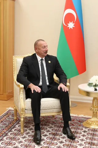 دیدار رئیس جمهور آذربایجان با دکتر رئیسی
