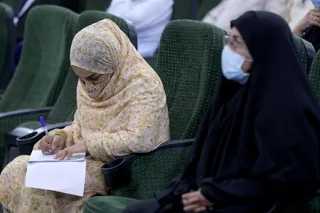 تصاویر دیدار رئیس جمهور با نخبگان ، علماء ، خانواده شهدا ، ایثارگران و جمعی از اقشار مختلف مردم(2)