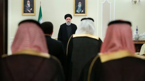 تسلیم استوارنامه سفرای کشورهای تایلند، عربستان، تونس، اسلوونی و برزیل
