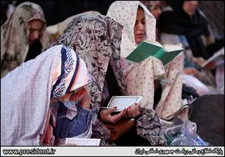 تصاویر سخنرانی رئیس جمهور در مراسم احیای شب نوزدهم رمضان ، امامزاده صالح (ع)