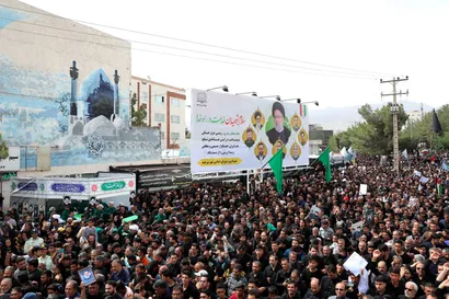 مراسم تشییع پیکر رئیس جمهور شهید و همراهان در بیرجند