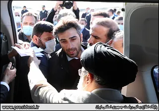 تصاویربازدید رئیس جمهور از طرح شبکه آبیاری و زهکشی خداآفرین