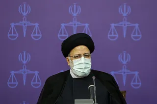 نابسامانی در صدور کارت‌های بازرگانی زمینه ساز سوء استفاده از ارزهای تخصیصی برای واردات است/ هنوز کسانی در زندان هستند که با استفاده از ظرفیت قوانین موجود امکان آزادی دارند/ در برخورد با روابط ناسالم اداری به نصیحت و توصیه اکتفا نمی‌کنیم