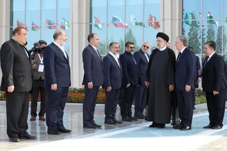 تصاویر مراسم استقبال رسمی از آیت الله رئیسی توسط رئیس جمهور ازبکستان