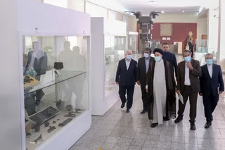 تصاویر بازدید از موزه ملی ایران و میدان مشق