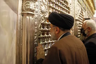 آیت الله رئیسی حرم امامین کاظمین را زیارت کرد