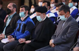تصاویر تقدیر از کارگران، گروه های کارگری و واحدهای برگزیده