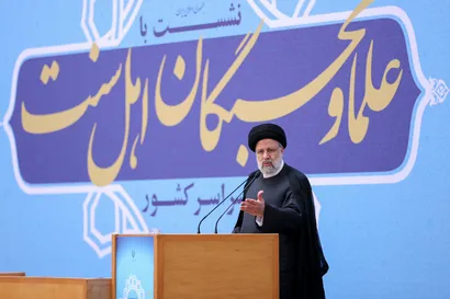 تصاویر نشست علما و نخبگان اهل سنت سراسر کشور با رئیس جمهور
