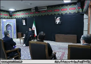 تصاویر  دیدار آیت‌الله رئیسی با جمعی از فرزندان و خانواده شهدا