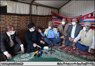 حضور آیت‌الله رئیسی در جمع عشایر بویراحمدی تنگه گرگو