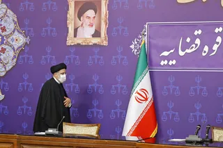 تریبون‌های عمومی باید محل امیدآفرینی و نشان از انسجام و آهنگ واحد در کشور باشد/ محل «طرح» و «حل» مسائل اختلافی، جلسات خصوصی است نه‌تریبون‌های عمومی