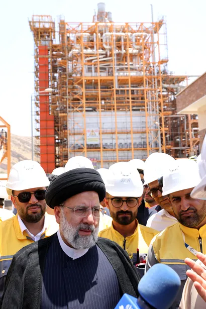 تصاویر مراسم آغاز عملیات راه‌اندازی پتروشیمی گچساران
