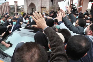 تصاویر حضور رئیس جمهور بر مزار میرزا کوچک خان جنگلی
