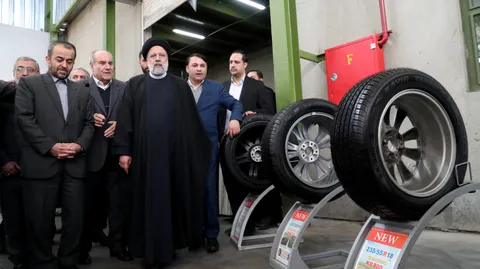 تصاویر بازدید از کارخانه کویر تایر بیرجند و حضور در جمع کارگران