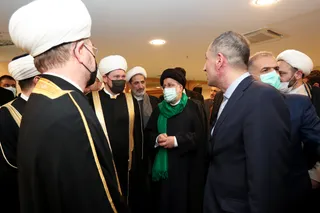 تصاویر حضور آیت‌الله رئیسی در جمع نمازگزاران مسجد جامع مسکو