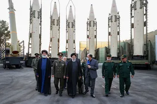 تصاویر رونمایی از پهپاد «مهاجر 10» و الحاق انبوه موشک های راهبردی به نیروهای مسلح