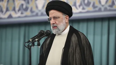 دیدار مسئولان نظام و سفرای کشورهای اسلامی با رهبر معظم انقلاب