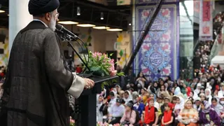 تصاویر جشن میلاد حضرت معصومه (س) و روز دختر
