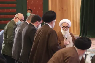 تصاویر دیدار رئیس جمهور با نخبگان ، علماء ، خانواده شهدا ، ایثارگران و جمعی از اقشار مختلف مردم